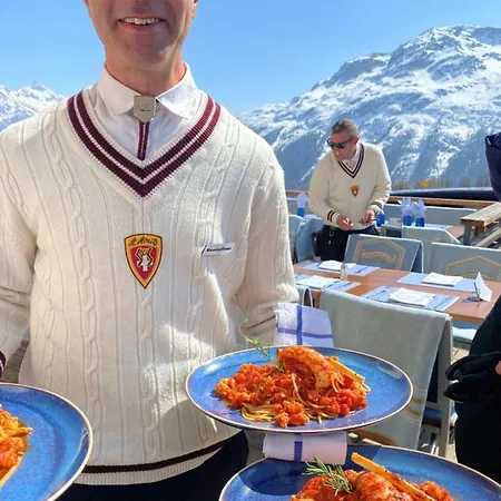 Hotel Salastrains