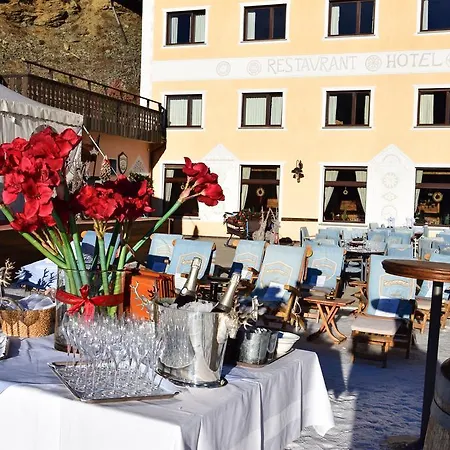 Hotel Salastrains 3*