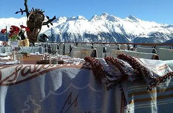 Otel Salastrains Saint-Moritz