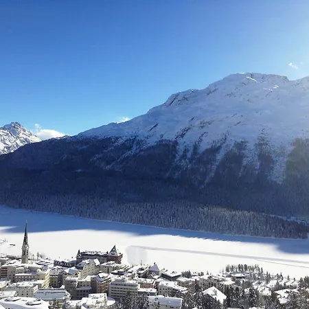 Salastrains St. Moritz