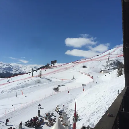 Salastrains St. Moritz