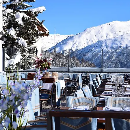 Hotell Salastrains St. Moritz